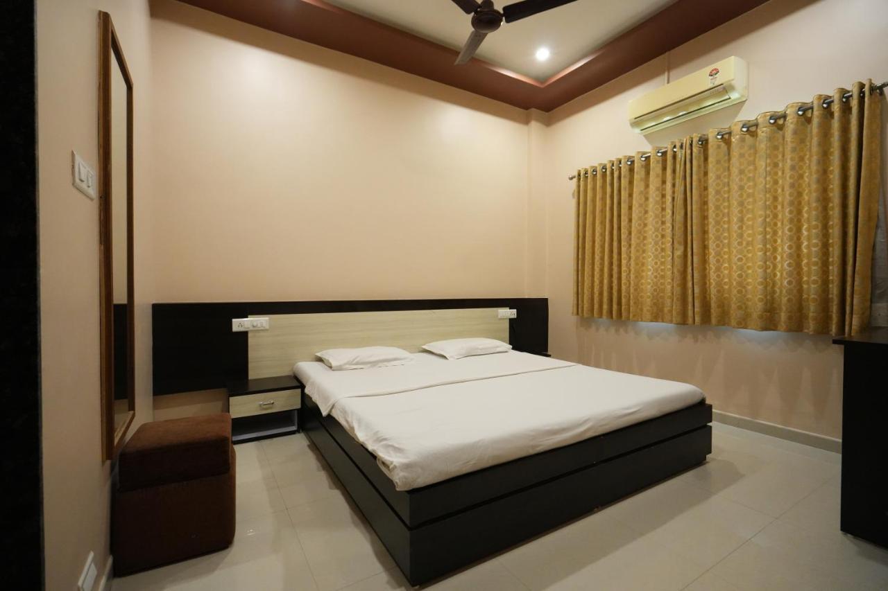 Hotel Ravi Residency Nadiād المظهر الخارجي الصورة